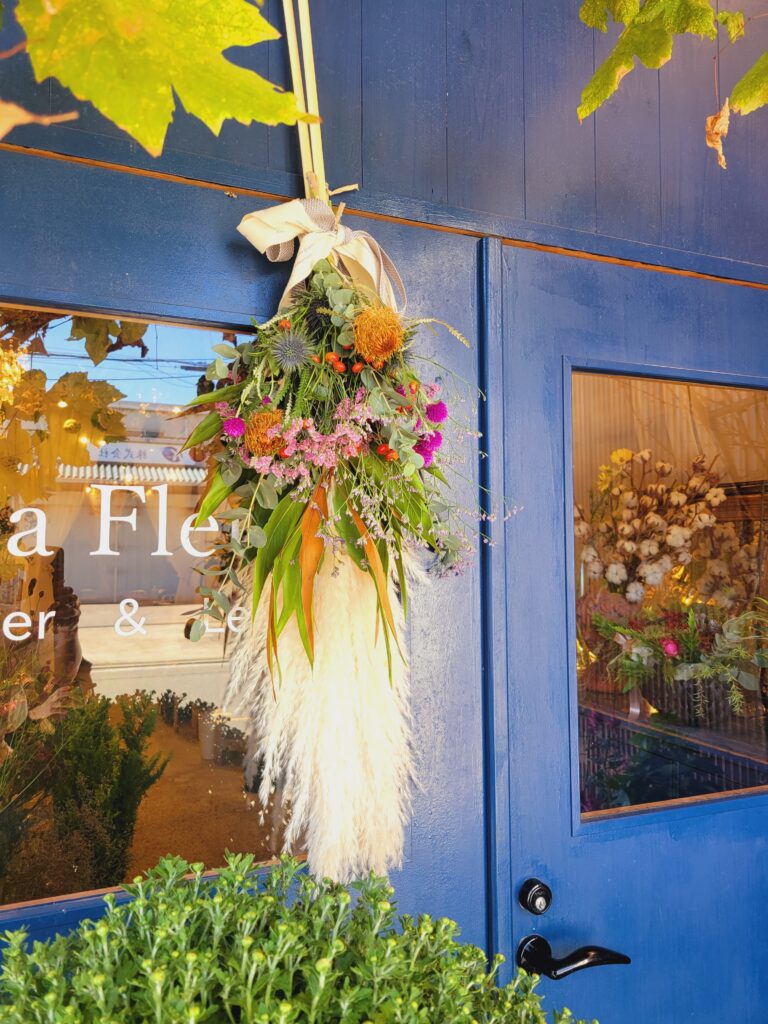 スワッグとリース教室横浜　自分でお花が選べるフラワーレッスン