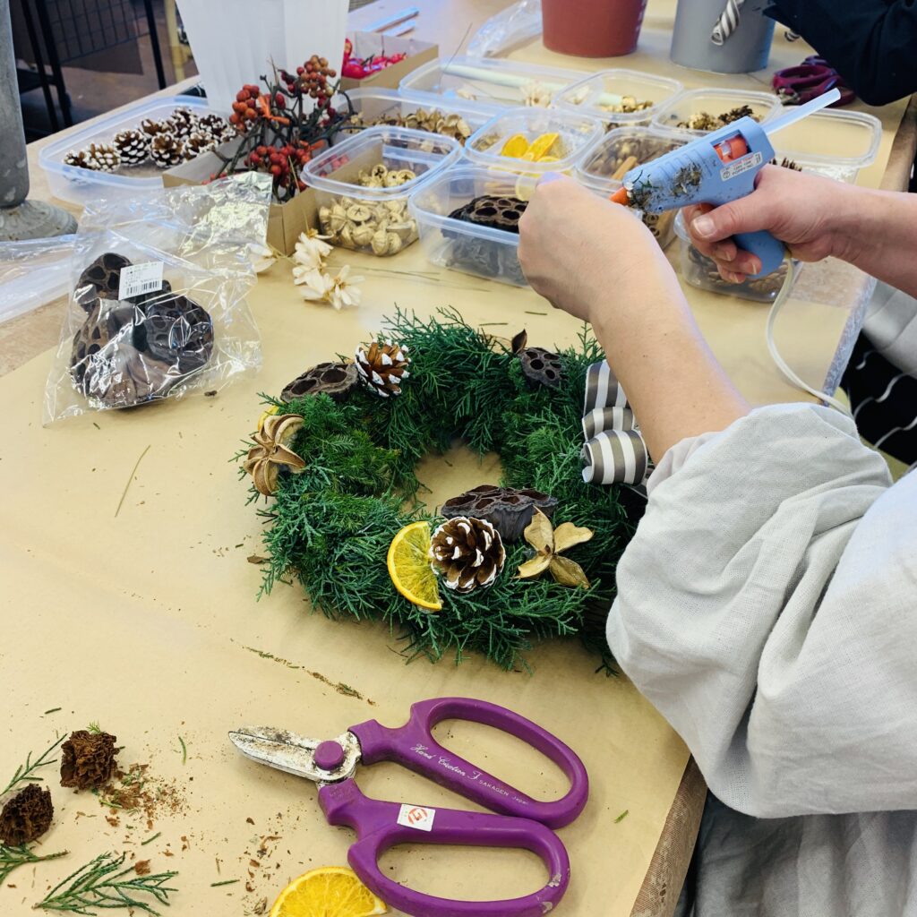 クリスマスリース教室 花屋経営 お花の仕事