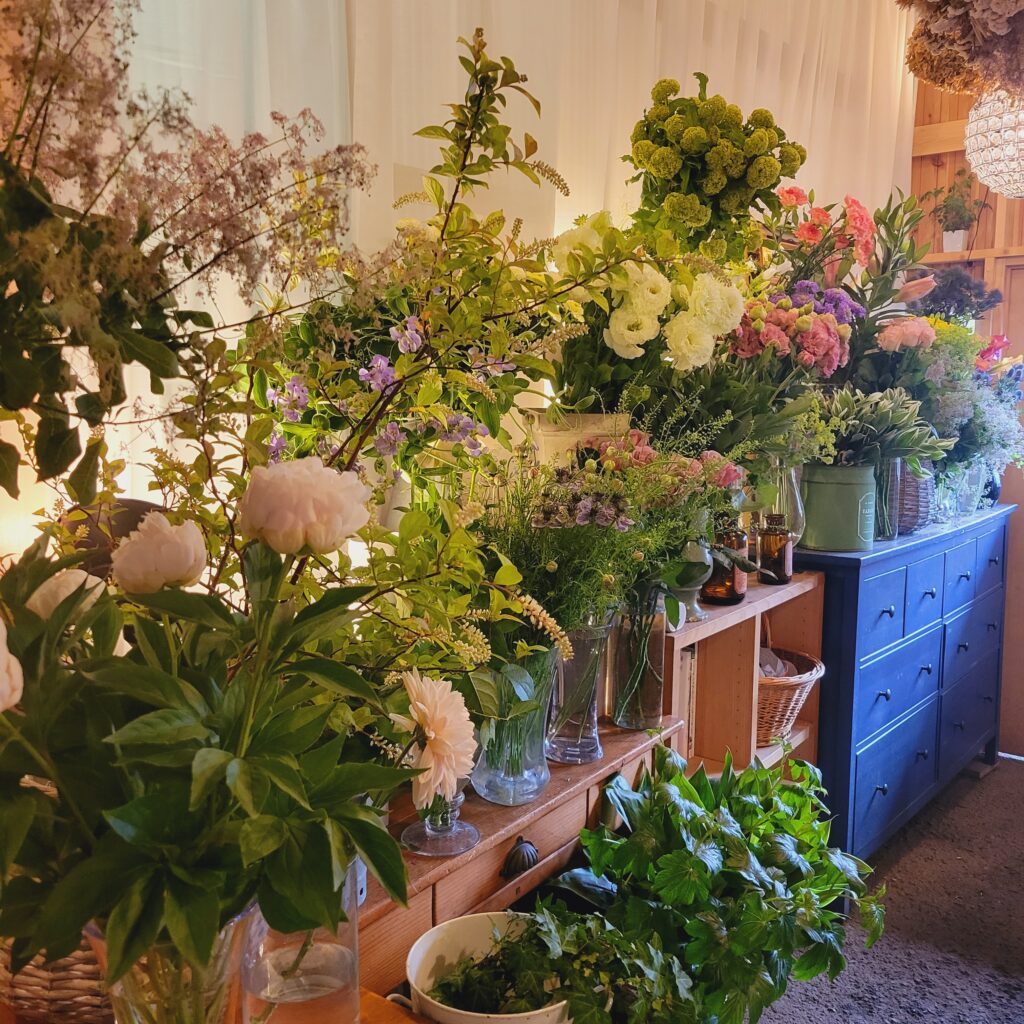 花束の組み方実践　レッスン　お花屋さんのスキルアップ　花束の技術向上