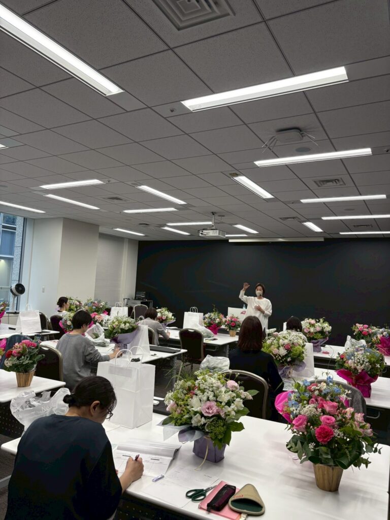 花屋の作り方 花屋オーナーになる方法 お花教室の先生になる方法 お花の仕事を始めるには